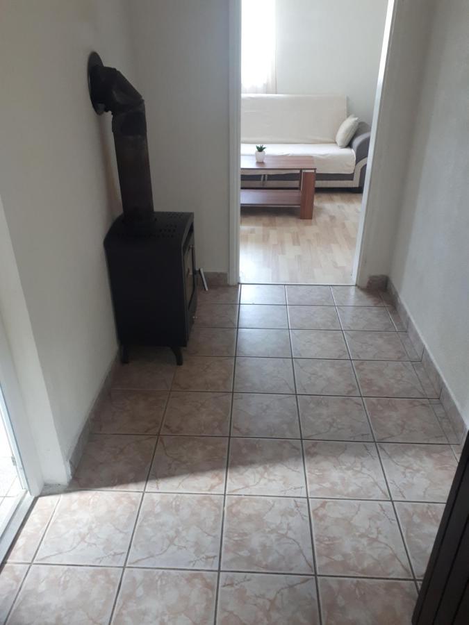 Apartman Filip Daire Smoljanac Dış mekan fotoğraf