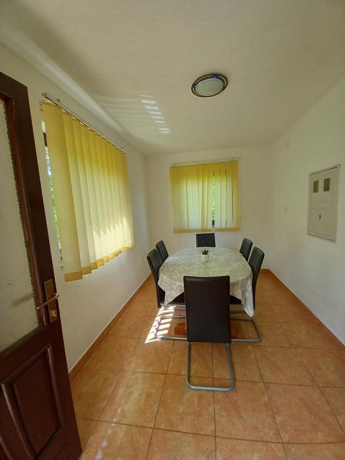 Apartman Filip Daire Smoljanac Dış mekan fotoğraf