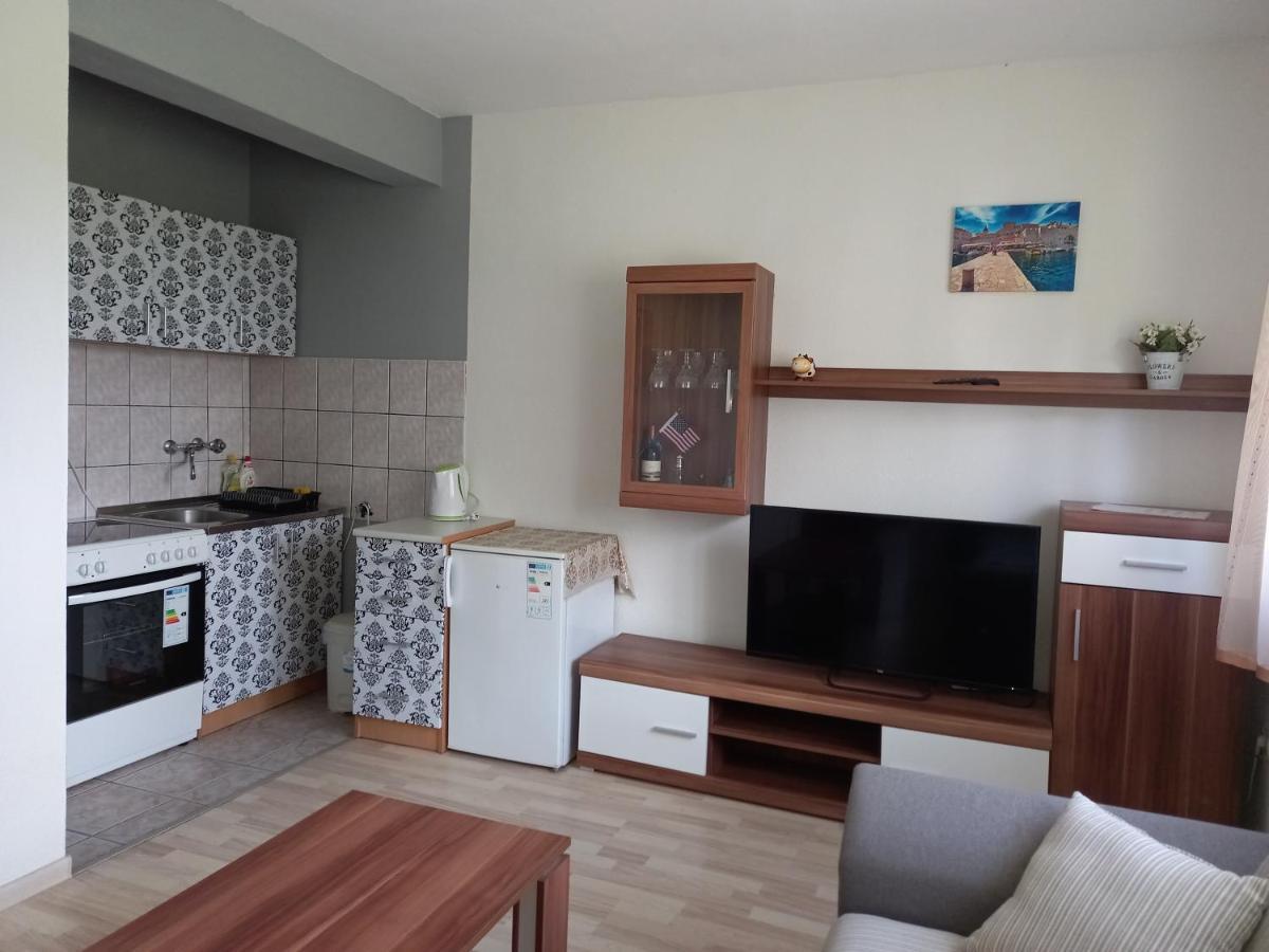 Apartman Filip Daire Smoljanac Dış mekan fotoğraf