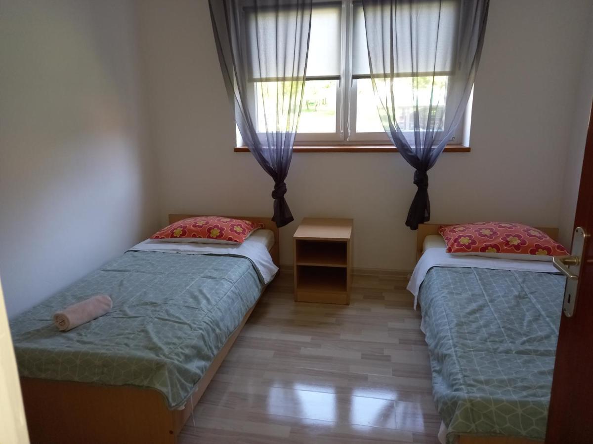 Apartman Filip Daire Smoljanac Dış mekan fotoğraf