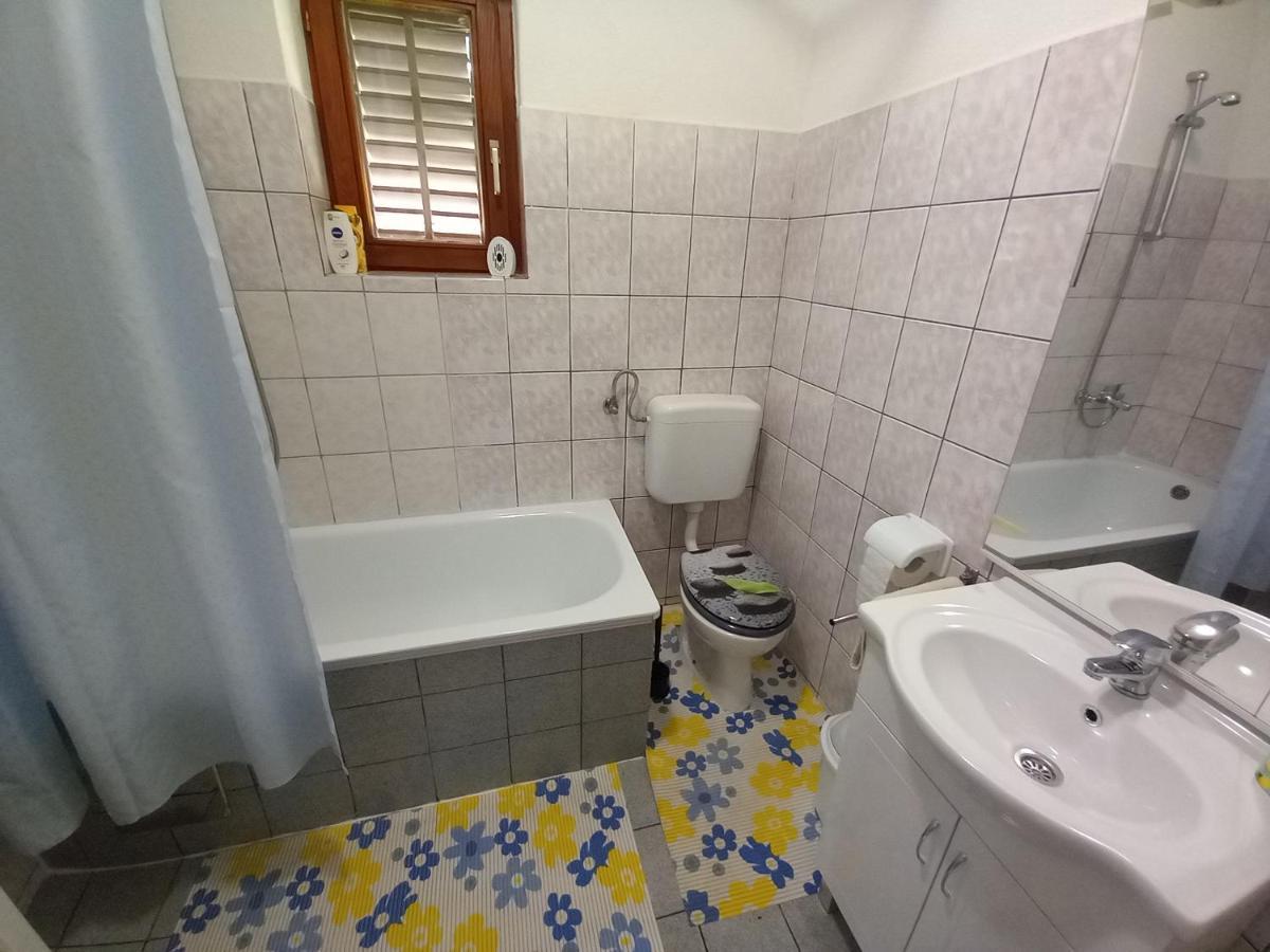 Apartman Filip Daire Smoljanac Dış mekan fotoğraf